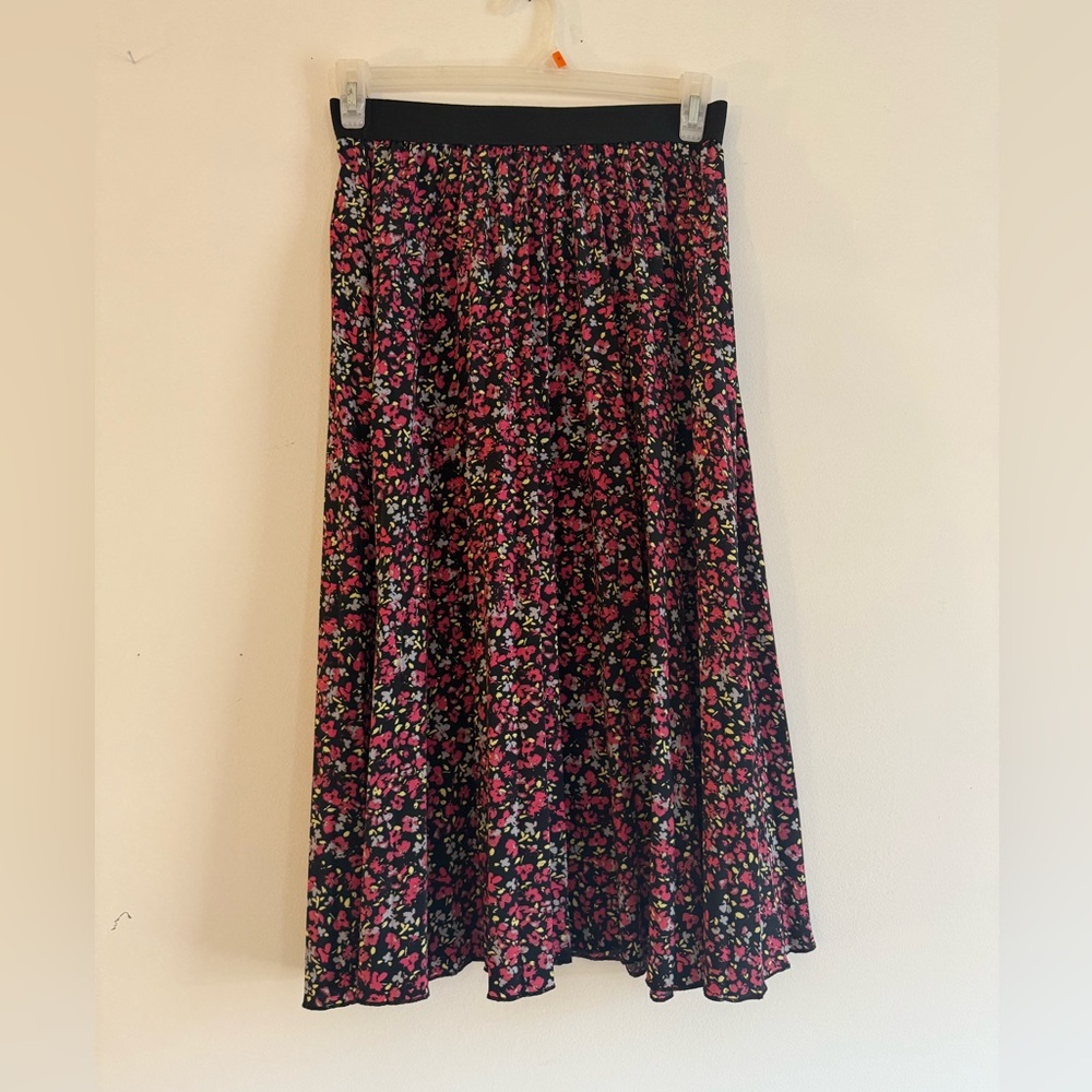 One 5 One size L pink, yellow, gray, and black floral skirt